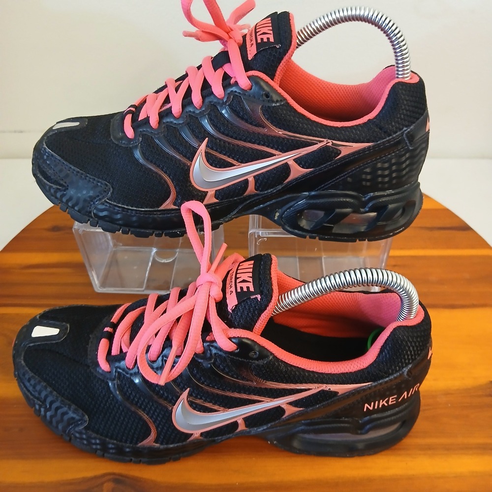Nike Air Torch 4 Women 7.5 Black Pink Running Shoes Sneakers 343851-006
